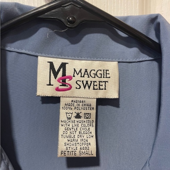 Maggie Sweet Vintage Blue Button Up Blouse Size Small Petite - Picture 2 of 3